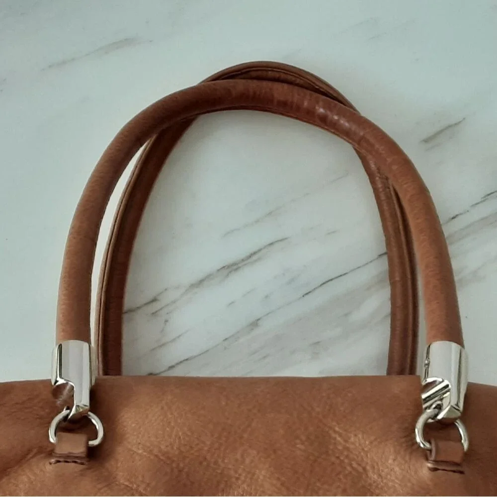 Tre Vero Pebble Caramel Leather Double Handle Cinch Gold Accent Handbag